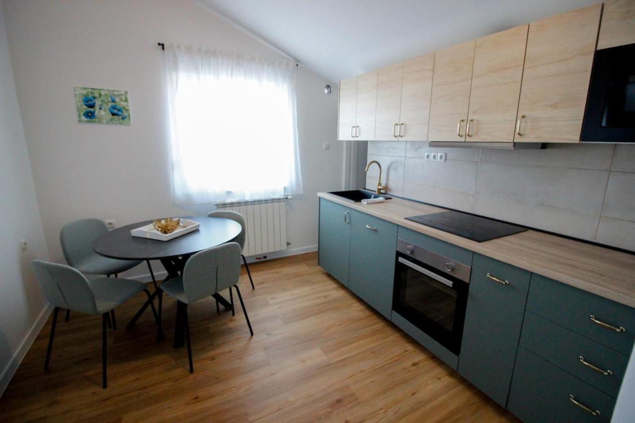 Apartment Castelmuschio Omišalj Buitenkant foto